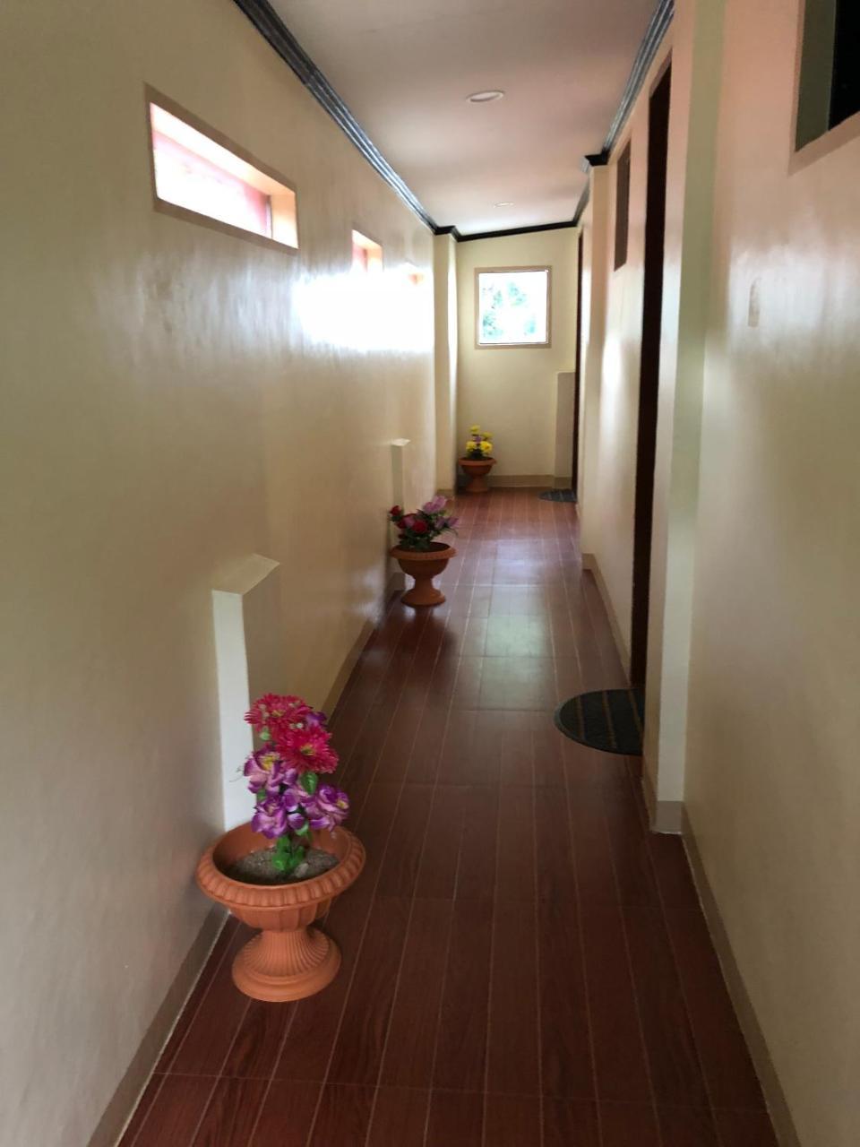 Rl Coastline Inn El Nido Exterior photo